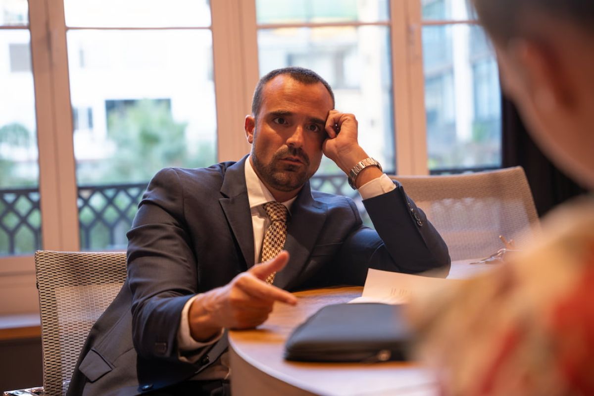 Abogado en Barcelona para contratos de alta presión